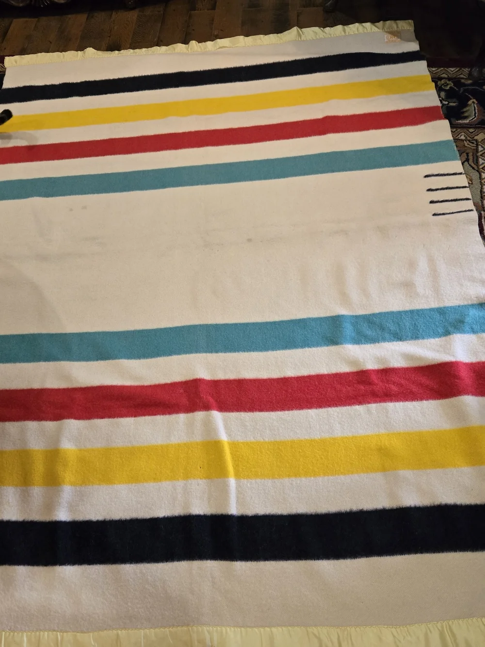 Hudson's Bay Vintage 100% Wool Cream, Yellow & Black Wool Throw with Satin Trim